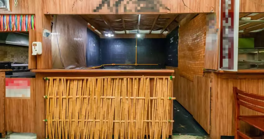 Loja em galeria na rua barão de iguape, n. 158 - quiosque 5 e • 9 m²