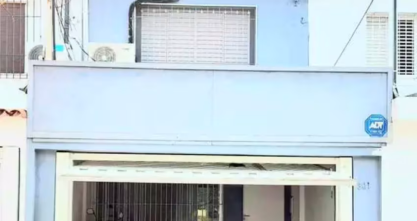 Casa comercial na avenida jurubatuba, n. 301 • 150 m²