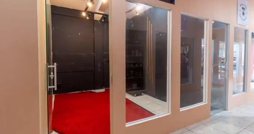 Loja em galeria na rua são gonçalo do abaeté, n. 369 - loja 06 • 7 m²