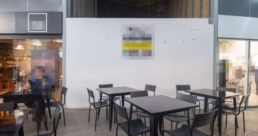Loja em galeria na rua henri dunant, n. 792 - loja 08 • 58 m²