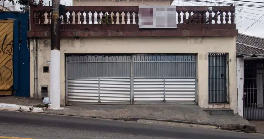 Casa comercial na rua cidade de bagdá, n. 304 • 300 m²