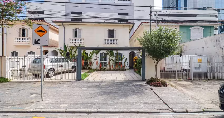 Casa comercial na rua henri dunant, n. 997 • 180 m²