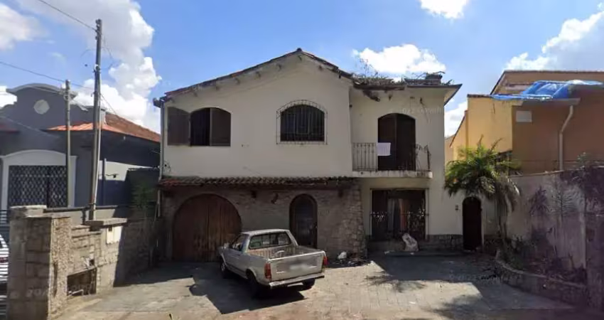 Casa comercial na viaduto doutor arnaldo, n. 2301 • 430 m²