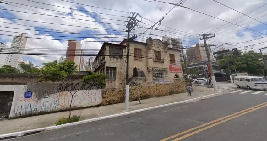 Casa comercial na avenida da aclimação, n. 894 • 300 m²