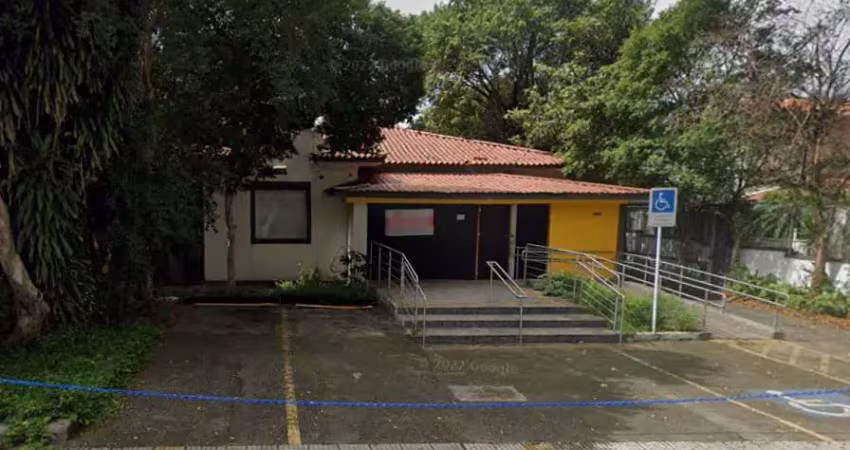 Casa comercial na avenida rebouças, n. 1645 • 350 m²
