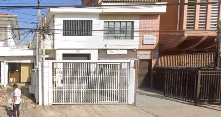 Casa comercial na avenida indianópolis, n. 3304 • 200 m²