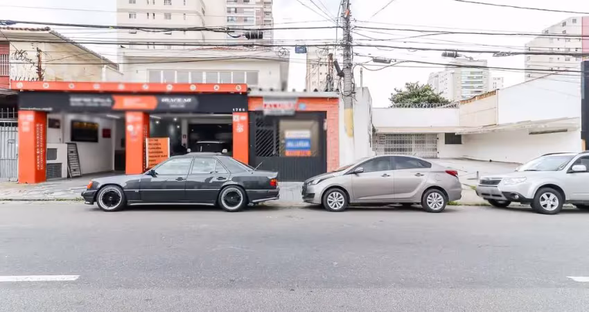 Casa comercial na rua vieira de morais, n. 1760 • 280 m²