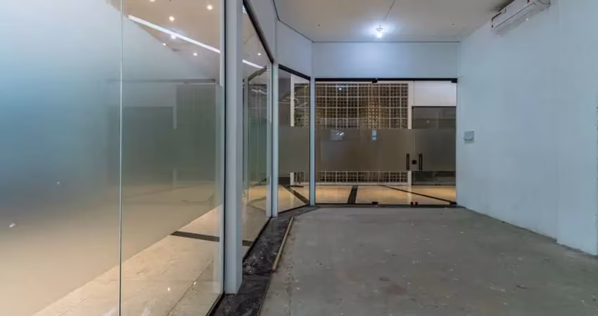Loja em galeria na rua joaquim murtinho, n. 42 - loja 33 • 17 m²