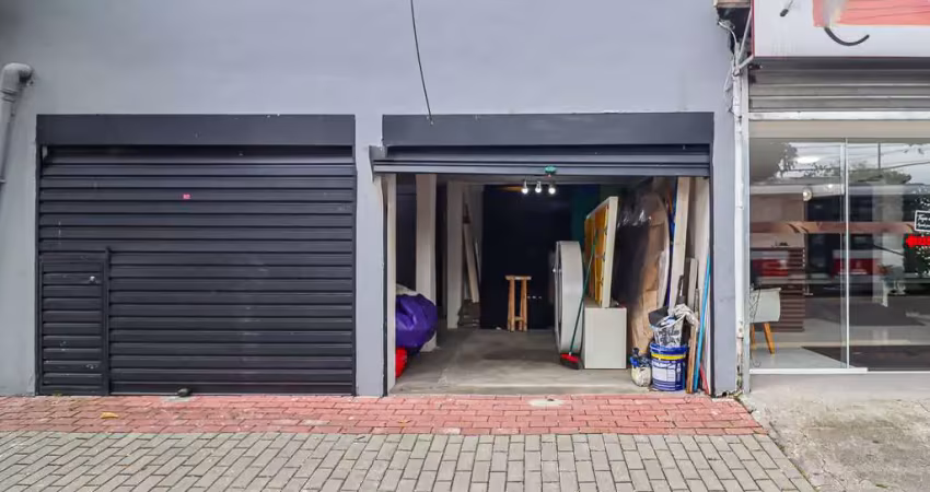 Casa comercial na avenida joão carlos da silva borges, n. 672 • 111 m²