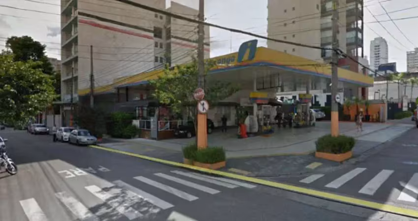 Loja em posto na rua brigadeiro galvão, n. 772 • 623 m²