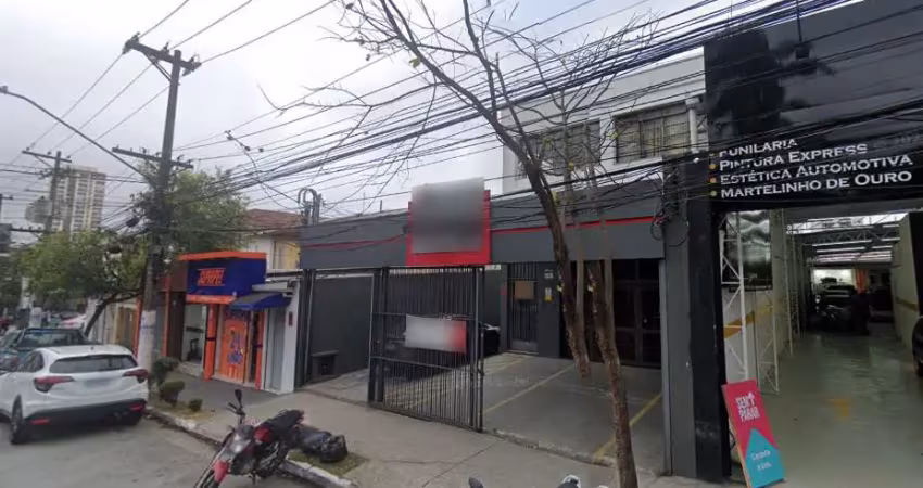Sobreloja na avenida santa catarina, n. 639 • 250 m²