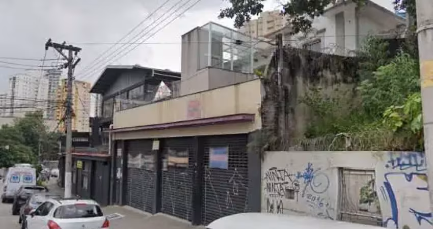 Casa comercial na rua doutor artur guimarães, n. 147 • 500 m²