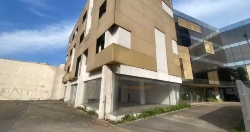 Prédio comercial na rua luiz seráphico júnior, n. 1070 • 1719 m²