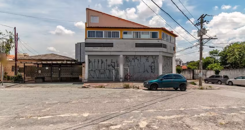 Ponto comercial para alugar na Rua Itata, 255, Vila Erna, São Paulo