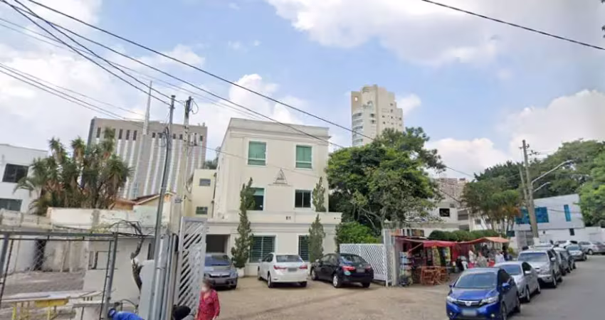 Casa comercial na rua doutor astolfo araújo, n. 541 • 478 m²