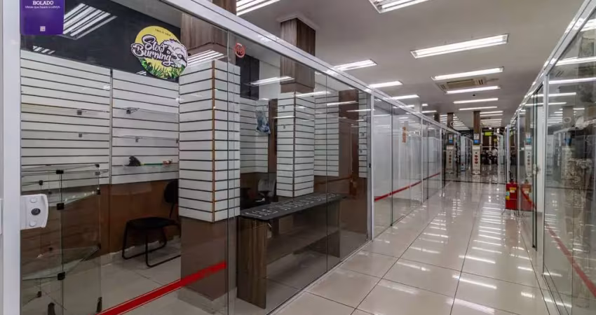 Loja em galeria na rua teodoro sampaio, n. 2387 • 7 m²