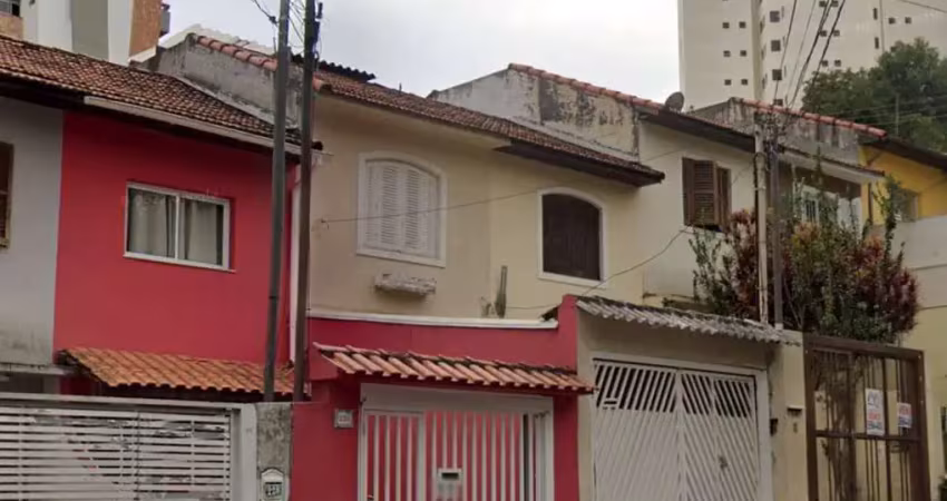 Casa comercial na rua engenheiro jorge oliva, n. 218 • 120 m²
