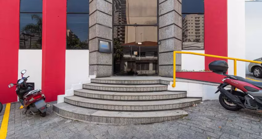 Ponto comercial com 7 salas para alugar na Rua Bernardino de Campos, 145, Campo Belo, São Paulo