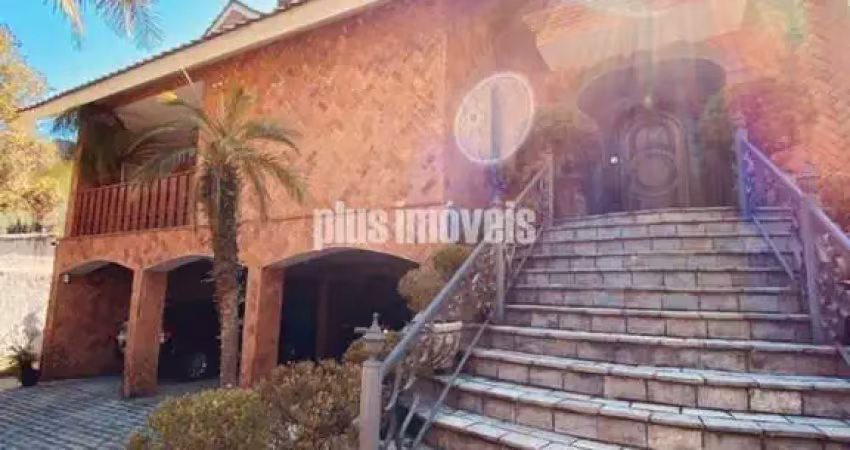 Casa comercial na rua professor luiz oliani, n. 242 • 600 m²