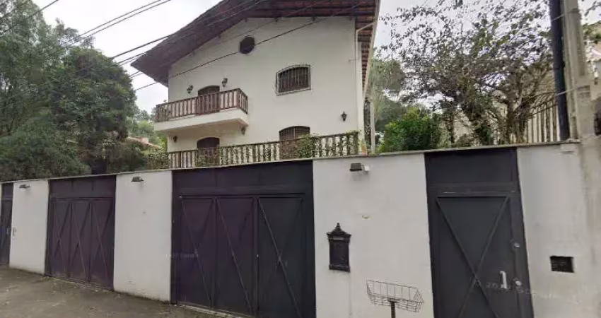 Casa comercial na rua norman prochet, n. 457 • 380 m²
