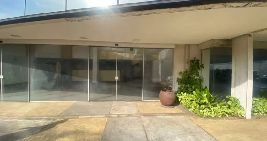Prédio comercial na avenida das nações unidas, n. 16843 • 348 m²