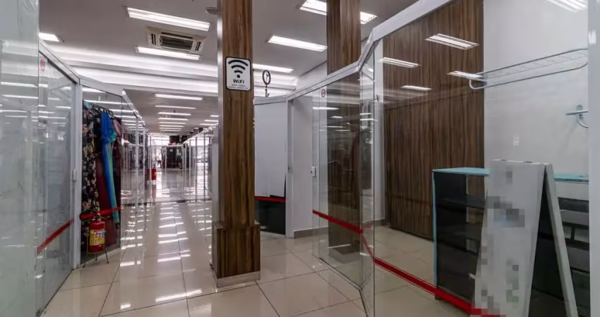 Loja em galeria na rua teodoro sampaio, n. 2387 - loja 43 • 7 m²