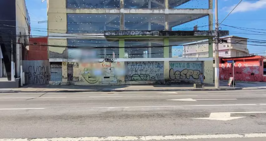 Loja na avenida guarapiranga, n. 811 - loja 2° andar • 180 m²