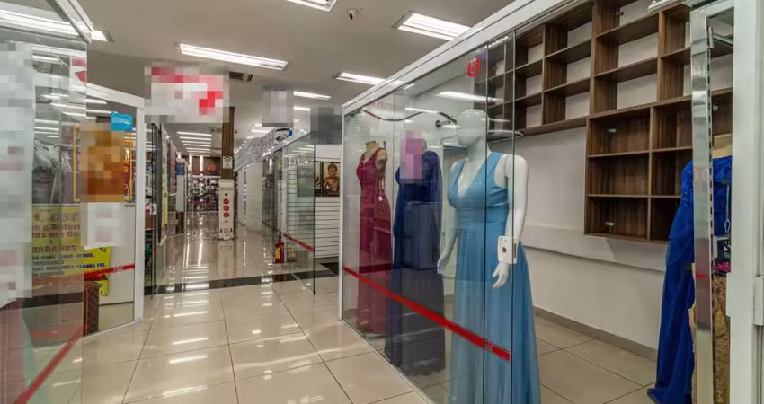 Loja em galeria na rua teodoro sampaio, n. 2387 - loja 7 • 7 m²