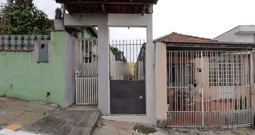Casa comercial para alugar na Rua Armanda, 103, Água Fria, São Paulo