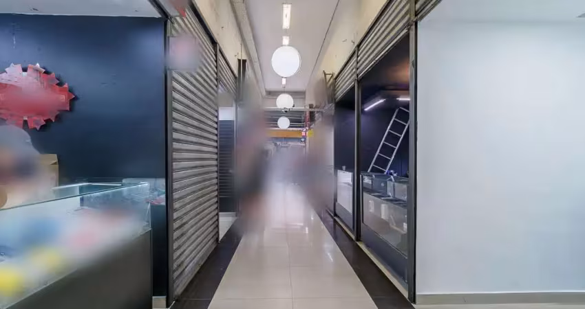 Loja em galeria na rua santa ifigênia, n. 190 - box 22 • 5 m²