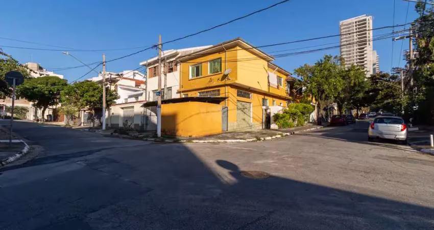 Casa comercial na rua livreiro tisi, n. 51 • 100 m²
