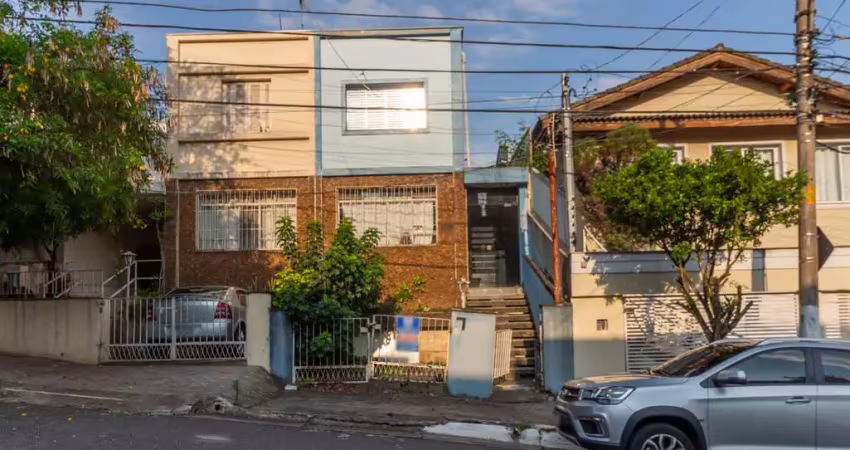 Casa comercial na rua batista da mata, n. 78 • 160 m²