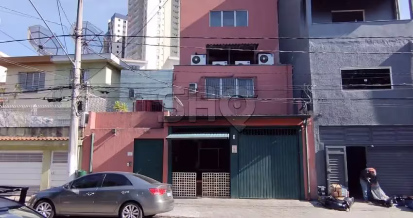 Prédio comercial na avenida botuquara, n. 325 • 500 m²