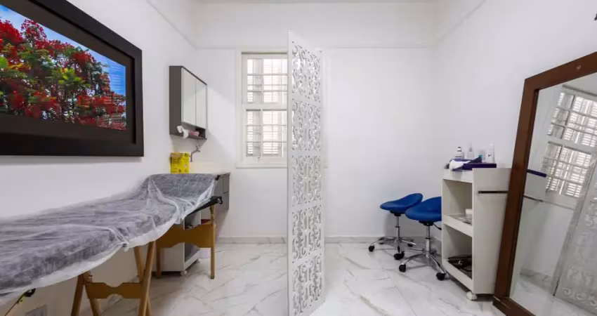 Sala comercial na rua tuiuti, n. 2910 - sala 2 • 8 m²