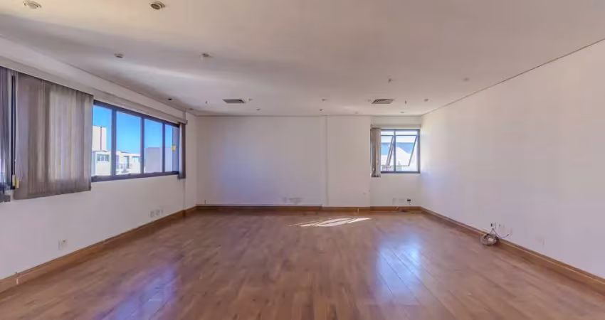 Sala comercial na rua pedro de toledo, n. 80 - 124 • 62 m²