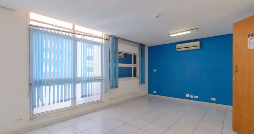 Sala comercial na rua pamplona, n. 1119 - 62 • 40 m²