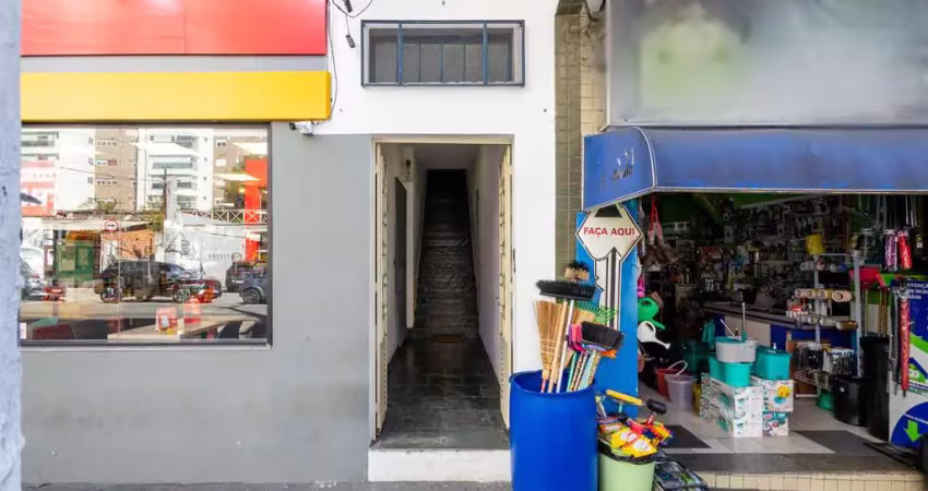 Prédio comercial na avenida fagundes filho, n. 915 - sala 01 • 24 m²