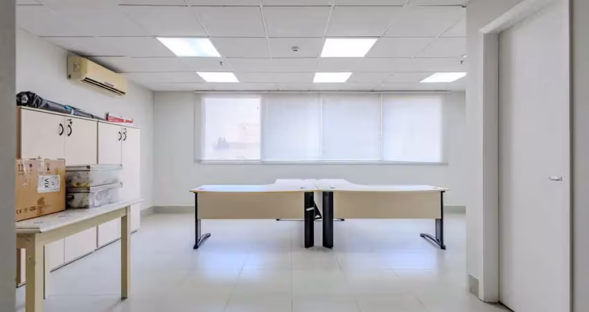 Sala comercial na avenida angélica, n. 2163 - conjunto 32 • 40 m²