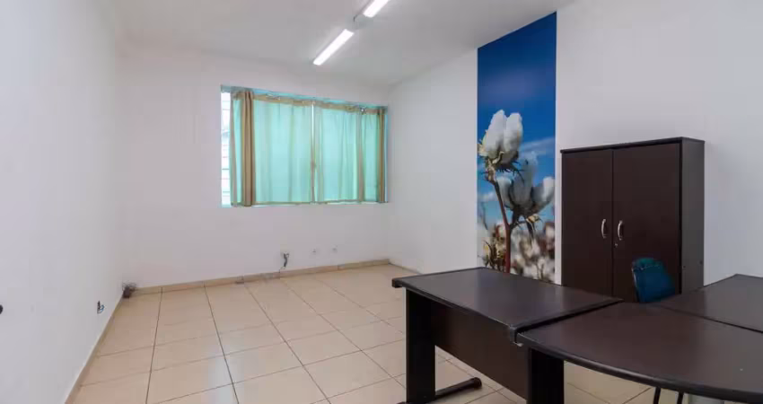 Sala comercial na rua engenheiro pegado, n. 1321 - salas 1, 2, 3 e 4 • 140 m²