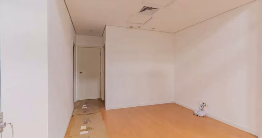Loja em galeria na rua vinte e quatro de maio, n. 77 - loja 19 • 33 m²