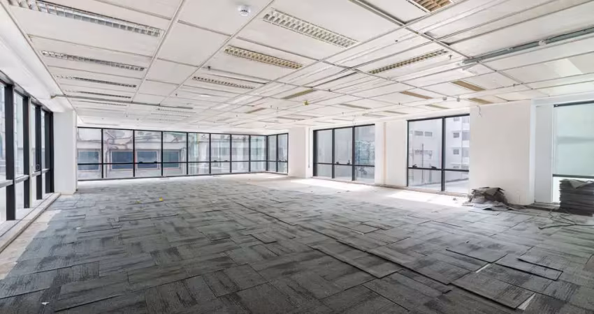 Sala comercial na rua frei caneca, n. 1380 - conjunto 22 • 200 m²