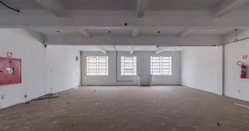 Prédio comercial na rua barão de iguape, n. 360 - 3º andar • 500 m²