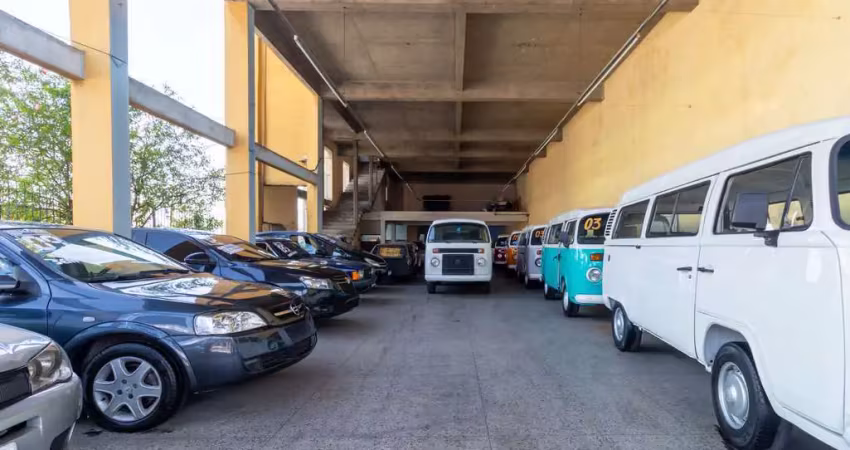 Loja na avenida são miguel, n. 4115 - térreo + subsolo • 1020 m²