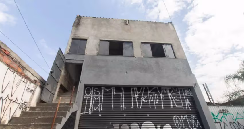 Sobreloja na avenida itaquera, n. 6971 - 1º andar • 160 m²