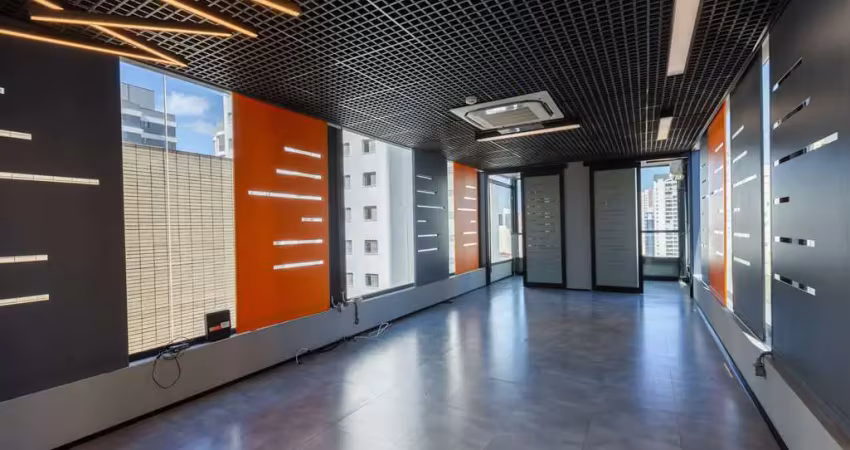 Sala comercial na rua francisco leitão, n. 653 - conjunto 72 • 47 m²