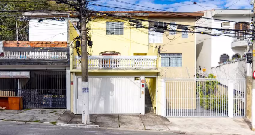 Casa comercial na avenida doutor luís rocha miranda, n. 409 • 150 m²
