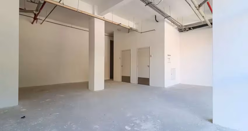 Loja na avenida josé estevão de magalhães, n. 50 - loja 2 • 90 m²