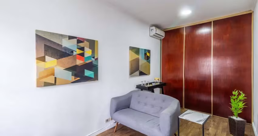Sala comercial com 9 salas para alugar na Rua Guaimbé, 713, Mooca, São Paulo