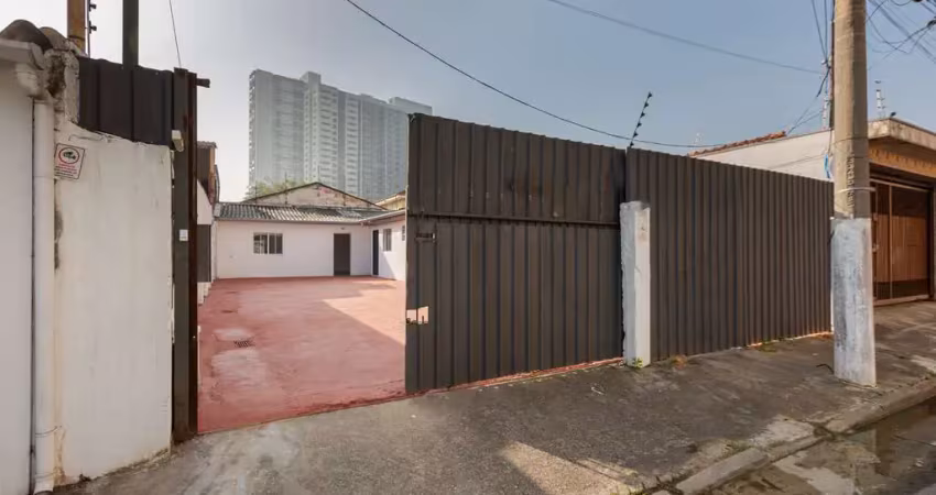 Casa comercial na rua comendador francisco chinnici, n. 130 • 211 m²