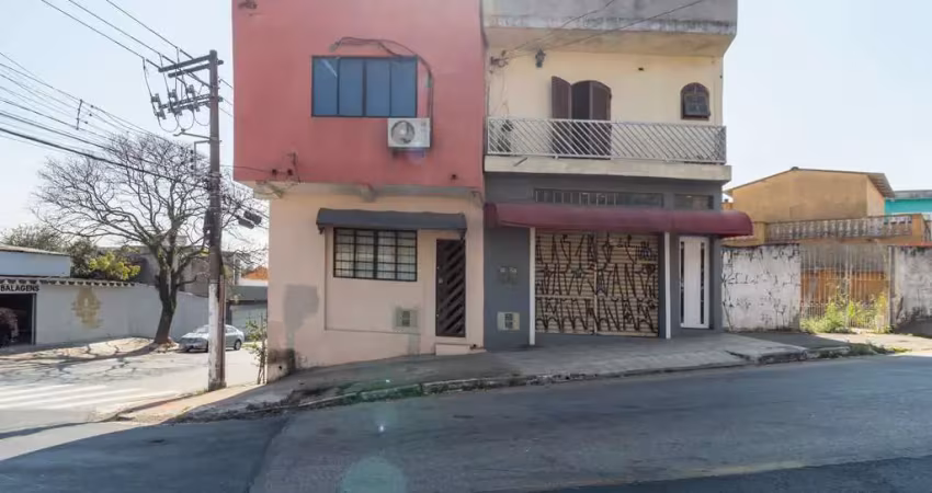 Casa comercial na rua virgínia de miranda, n. 1 • 84 m²